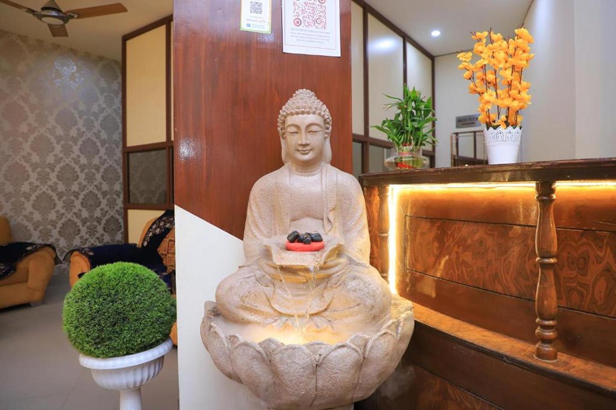Hotel Global Inn By Quality Inn Νέο Δελχί Εξωτερικό φωτογραφία