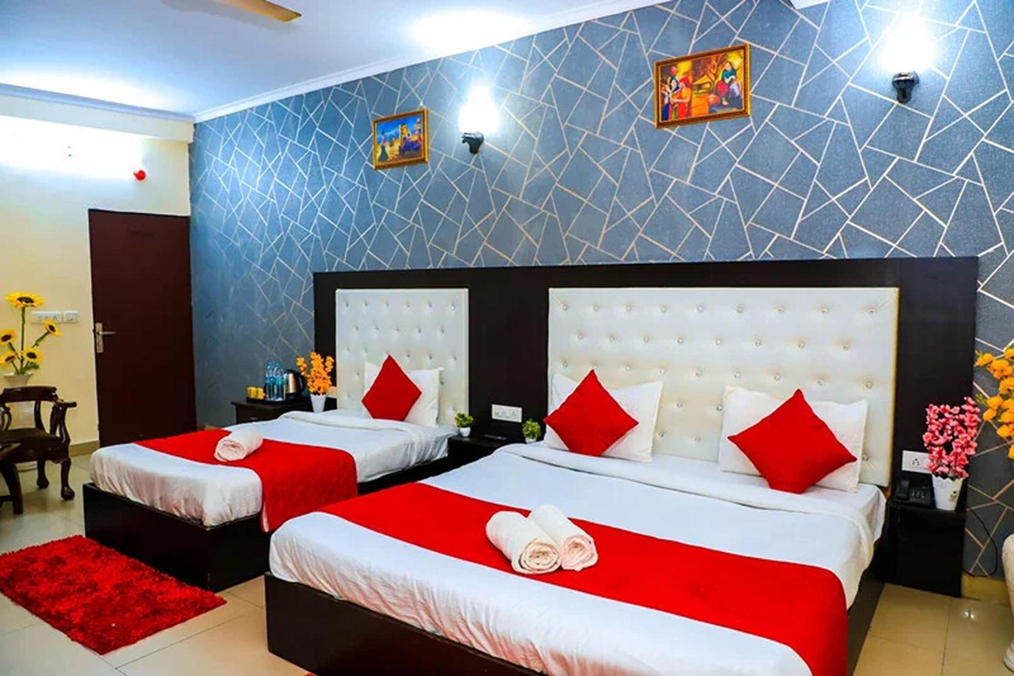 Hotel Global Inn By Quality Inn Νέο Δελχί Εξωτερικό φωτογραφία