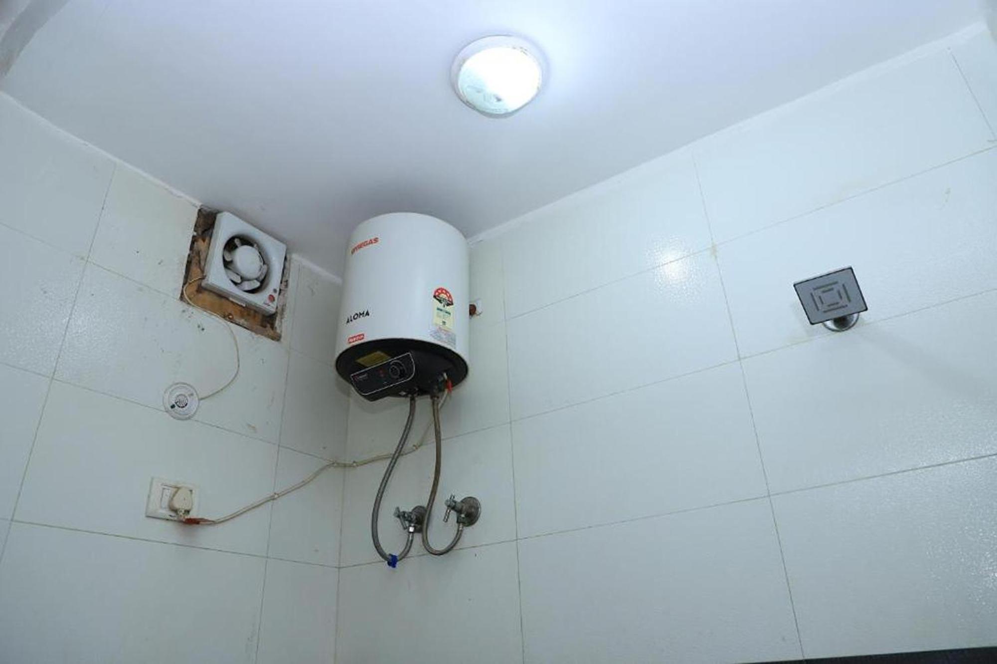 Hotel Global Inn By Quality Inn Νέο Δελχί Εξωτερικό φωτογραφία