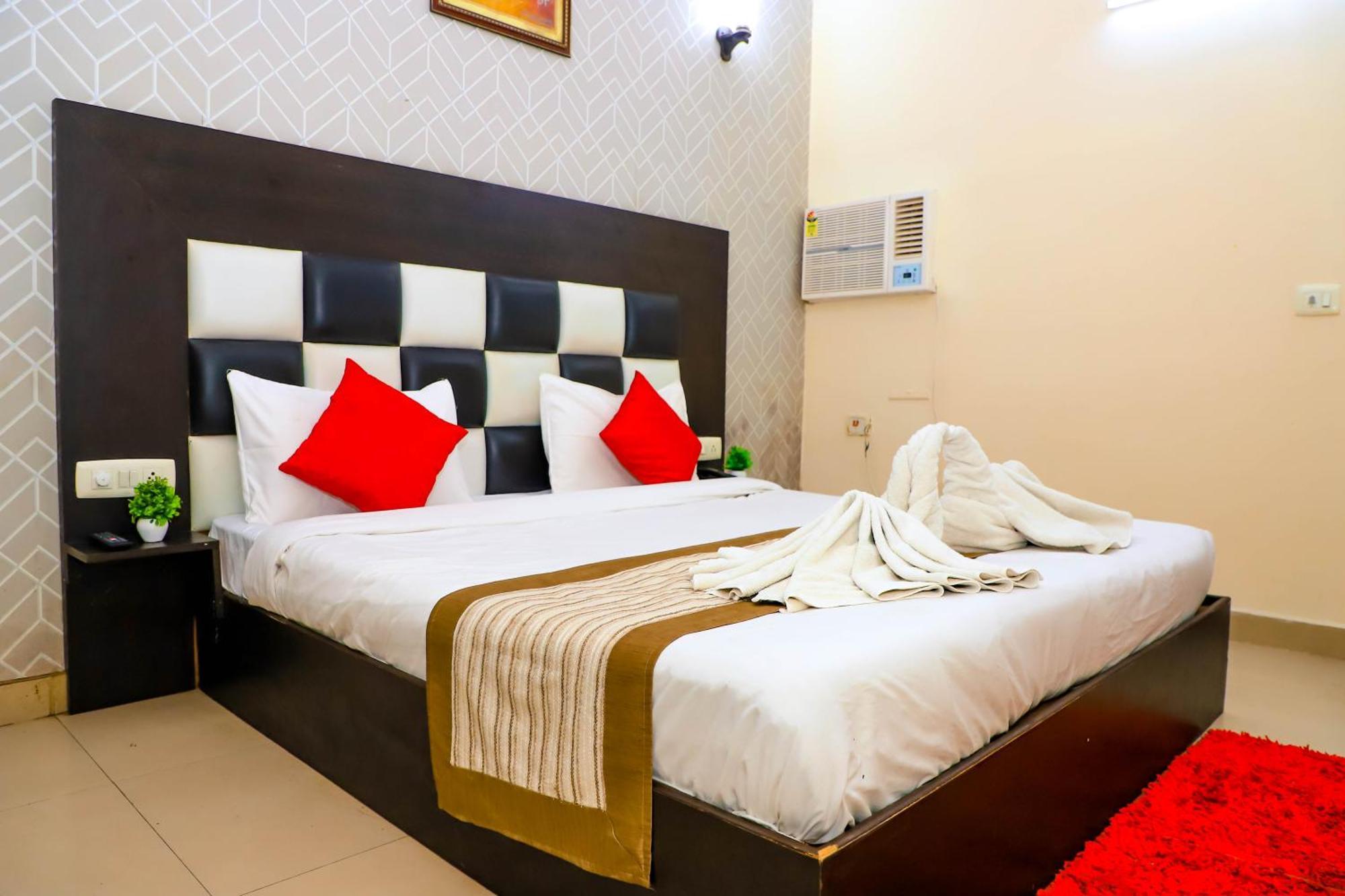 Hotel Global Inn By Quality Inn Νέο Δελχί Εξωτερικό φωτογραφία